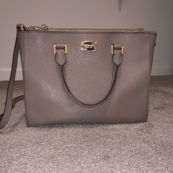 Michael Kors Handbags - Michael Kors handbag